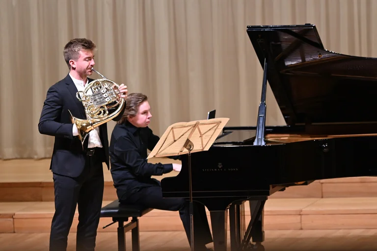 Schumanns »Adagio und Allegro« op. 70 für Horn und Klavier: Ben Goldscheider und Juho Pohjonen.