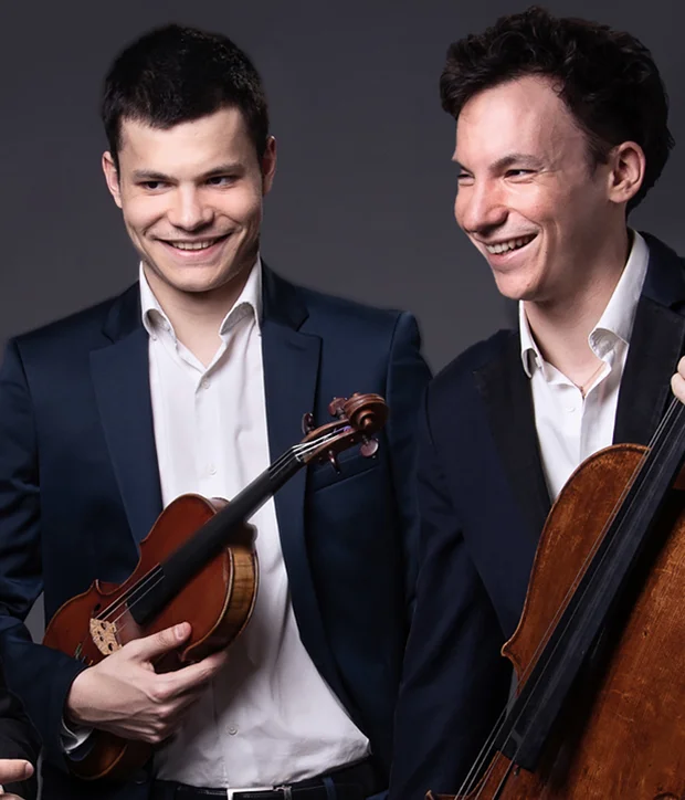 Trio Moreau: Jérémie Moreau, Klavier – David Moreau, Violine – Edgar Moreau, Violoncello