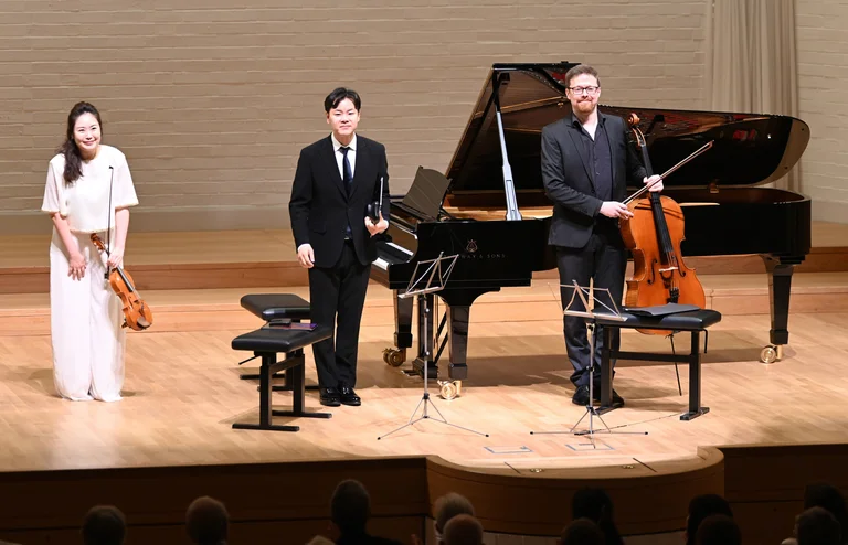 Trio Gaon bei ihrem Debüt im Historischen Reitstadel.
